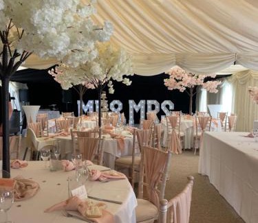 Rettendon Hotel | Rettendon Lodge