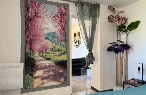 Abrest Apartment | Reve de Panda avec Sauna et Jacuzzi Privatif