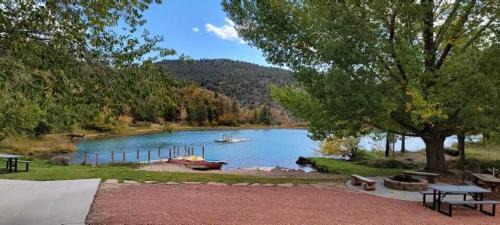 Glendale House | Revered Hidden Lake Lodge East Zion & Bryce
