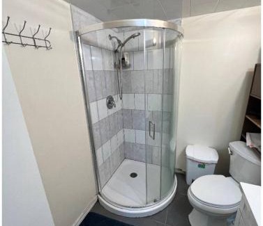 Malton House | Rex-7 Room Near Airport