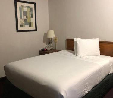 Seminole Hotel | Rexdale Inn