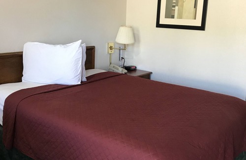 Seminole Hotel | Rexdale Inn