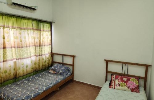 Hulu Selangor House | Reyza Homestay KKB