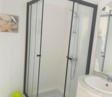 Tharon-Plage House | Rez-de-chaussée face mer 6 personnes