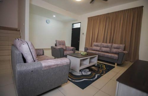 Bandar Penawar House | Rezeki Homestay@Harmonia2 Desaru