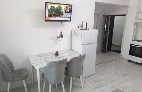 Chiajna Apartment | Rezidence 3