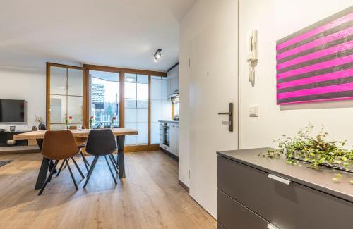 Ruhrberg Apartment | RH-Appartements 15 Minuten von Basel im Dorf Rührberg