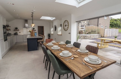Cwmtirmynach Cottage | RHOS LAS, pet friendly, character holiday cottage in Cerrigydrudion