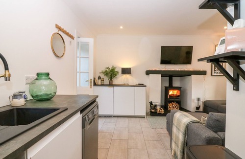 Peat Inn Cottage | RHUM COTTAGE, pet friendly, with open fire in St Andrews