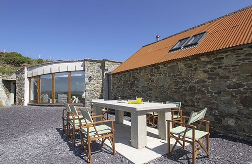 Rhydwyn Cottage | RHYD ANGHARAD BARNS, family friendly, with open fire in Rhydwyn