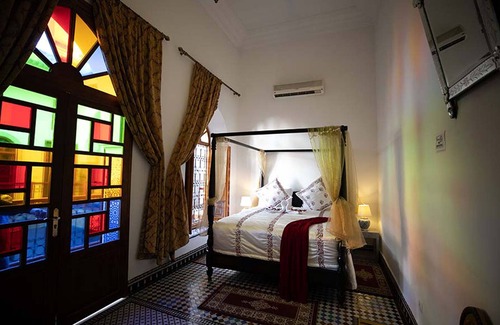 Layoun Bed & Breakfast | Riad Authentic Palace & Spa - Bassatine