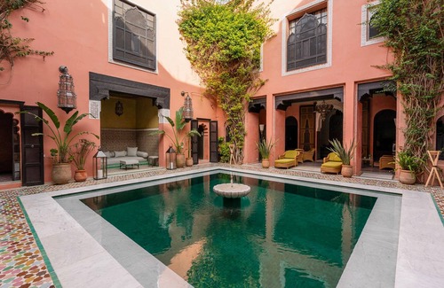 Sidi Bou Amar Villa | Riad Marta, swimming pool, terrace and staff