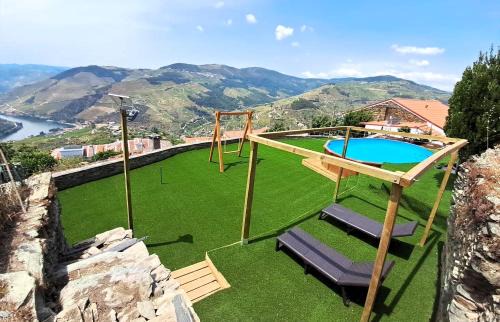 Bomfim Apartment | Riba Loivos Village - Studio B