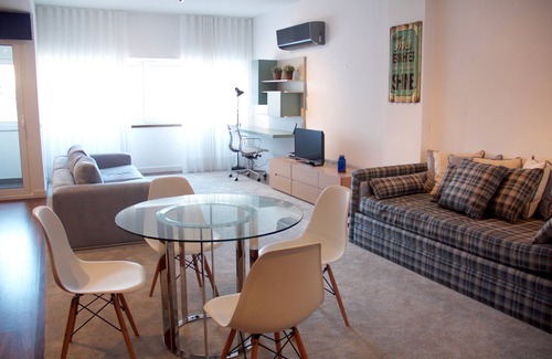 Sao Paulo Apartment | Ribeira 1 - Time Out Market - A few steps away from Mercado da Ribeira, River Tagus and Chiado. Car