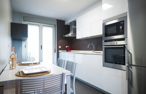 San Sebastian Apartment | Riberas · Amazing NEW APART. 4 PAX + TERRACE + GARAGE + WIFI