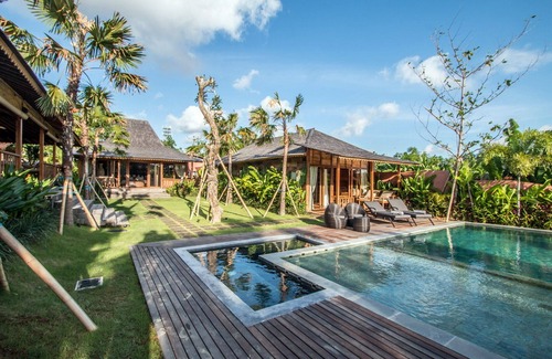 Banjar Semer Villa | Rice Field View 5BR Villa - W/Jacuzzi & Swimming Pool!