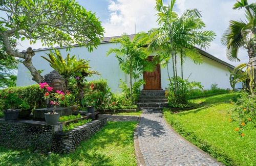 Selemadeg Villa | Ricefield View! 4BR Private Pool Villa in Tabanan