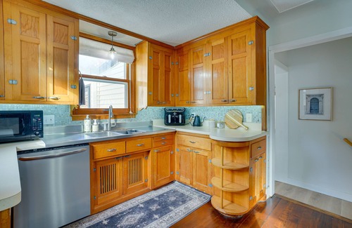 Richfield House | Richfield Retreat w/Fire Pit, Gas Grill & Yard!