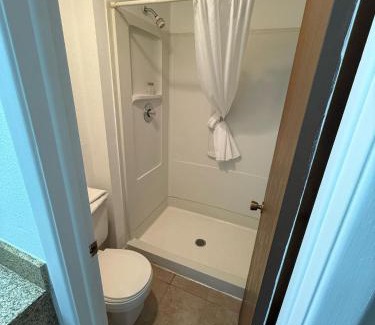 Sidney Hotel | Richland Inn and Suites
