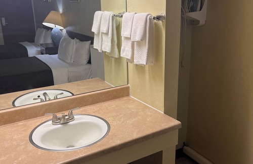 Tire Hill Hotel | Richland Inn