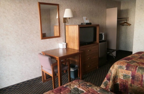 Richmond Hotel | Richmond Inn & Suites