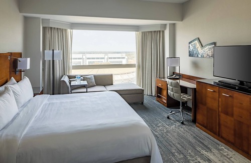 City Center Hotel | Richmond Marriott