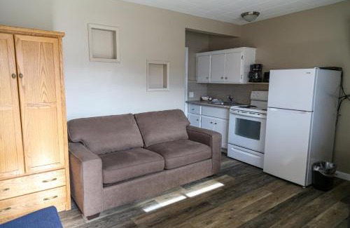 Okanagan-Similkameen Hotel | Richter Pass Beach Resort