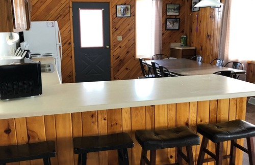Au Train House | Ride your sled from the front door! Ice fishing! Spacious & Clean with Parking!