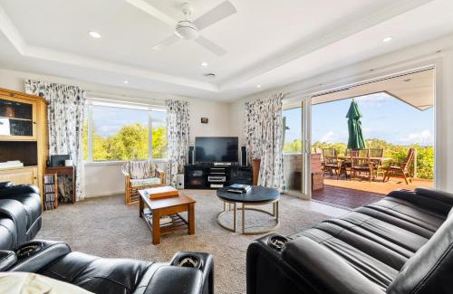 Kerikeri House | RidgeRaj - Kerikeri Holiday Home