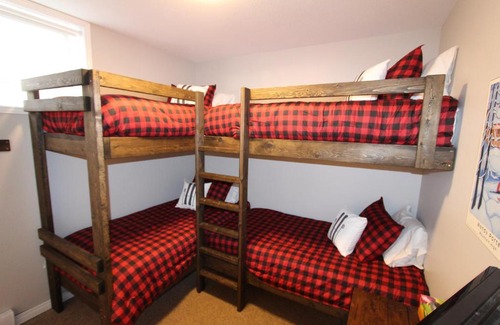 Silver Star Mountain Apartment | Ridgeview Lower