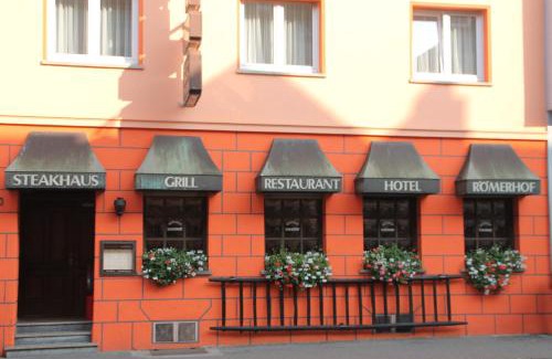 Hanau Hotel | RIESENjunior Hanau by Trip Inn