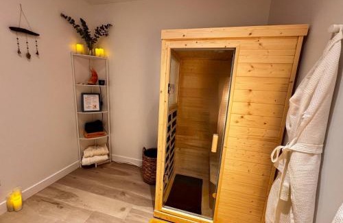 Superior House | Rifugio: 2BR w/IR Sauna Near Trails & Adventure