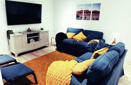 Superior House | Rifugio: 2BR w/IR Sauna Near Trails & Adventure