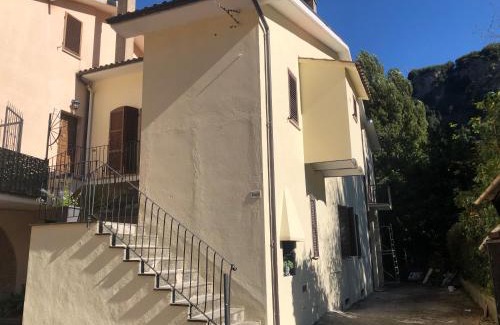 Terni House | Rifugio della Cascata