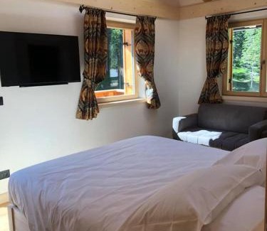 Cortina d'Ampezzo Bed & Breakfast | Rifugio Lago D'Ajal