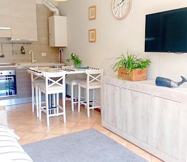 Paratico Apartment | Rifugio sul lago - Da Francesca