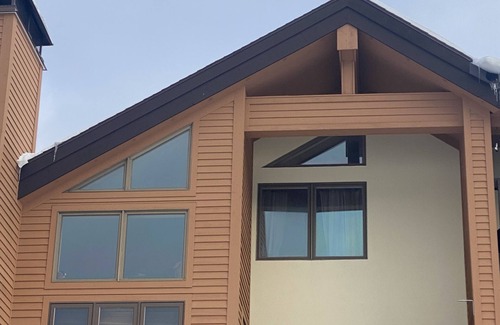 Killington Condo | Right at the base of Pico, elevator building, Ski In Ski Out!