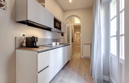 San Lorenzo Apartment | Right in the center of the city in a modern and comfortable environment.