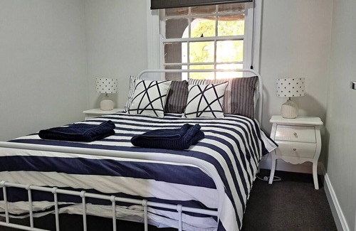 East Tamworth Apartment | Right in the Heart of Tamworth's Hustle & Bustle!