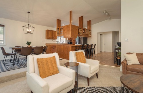 Alexandria House | Right near the lake! Single-level home with backyard relaxation, pet-friendly!