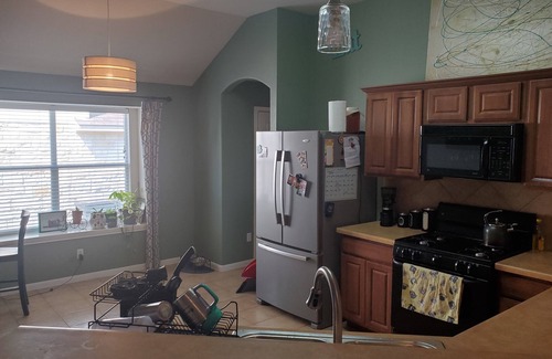 Kyle House | Right off I-35, quick commute to Austin and San Marcos-EV charger!