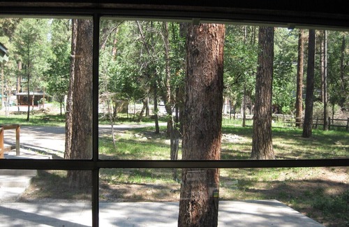 Ruidoso Cabin | Right on the famous Ruidoso River!