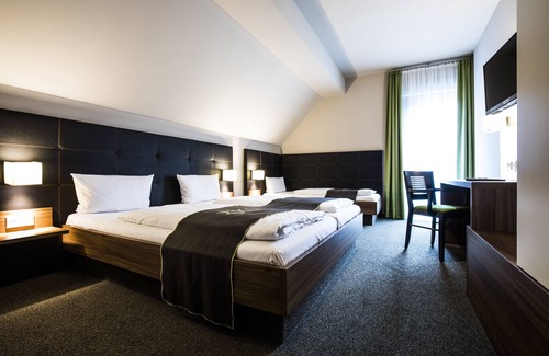 Weissenhorn Hotel | RiKu HOTEL Weissenhorn