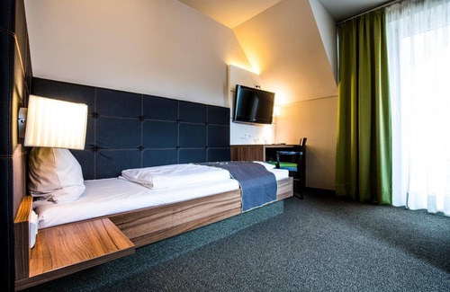 Weissenhorn Hotel | RiKu HOTEL Weissenhorn