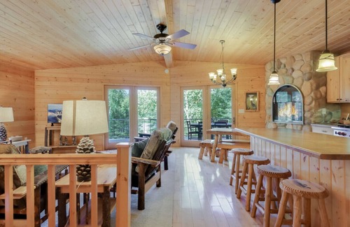Hayward Cabin | Riley's Place on The Chippewa Flowage