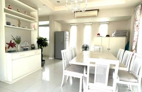 Cha-am Villa | RIM Chaam By RoomQuest