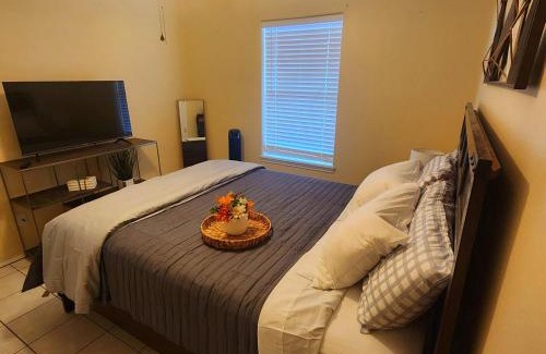 Edinburg Apartment | RINGO'S ROADHOUSE