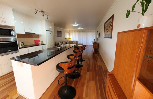 Wallaroo House | Rinky Dink's Retreat @ the gorgeous sea side town of Wallaroo, Copper Coast S.A