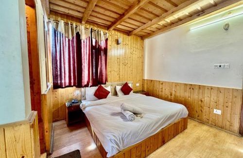 Old Manali House | Rise view