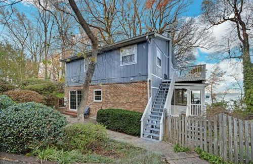 Chesapeake Beach House | Rising Sun Cottage 3 Bedroom 3 Bathroom